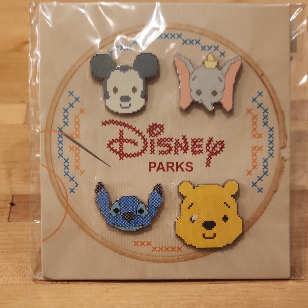 Disney Parks Character Pin Set